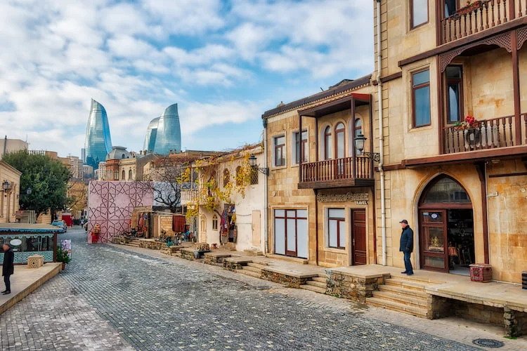 Best Azerbaijan Tour Packages from Dubai – 2024 Deals & Travel Tips