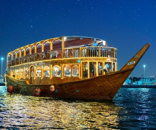 Dhow Cruise Dinner – Dubai Creek