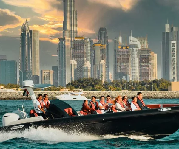 The Yellow Boats Dubai – 60 Min Evening Tour